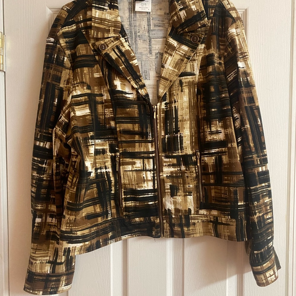 Southern Lady Jacket SizeXL good looking. Perfect fit. 96%polyester 4% Spandex